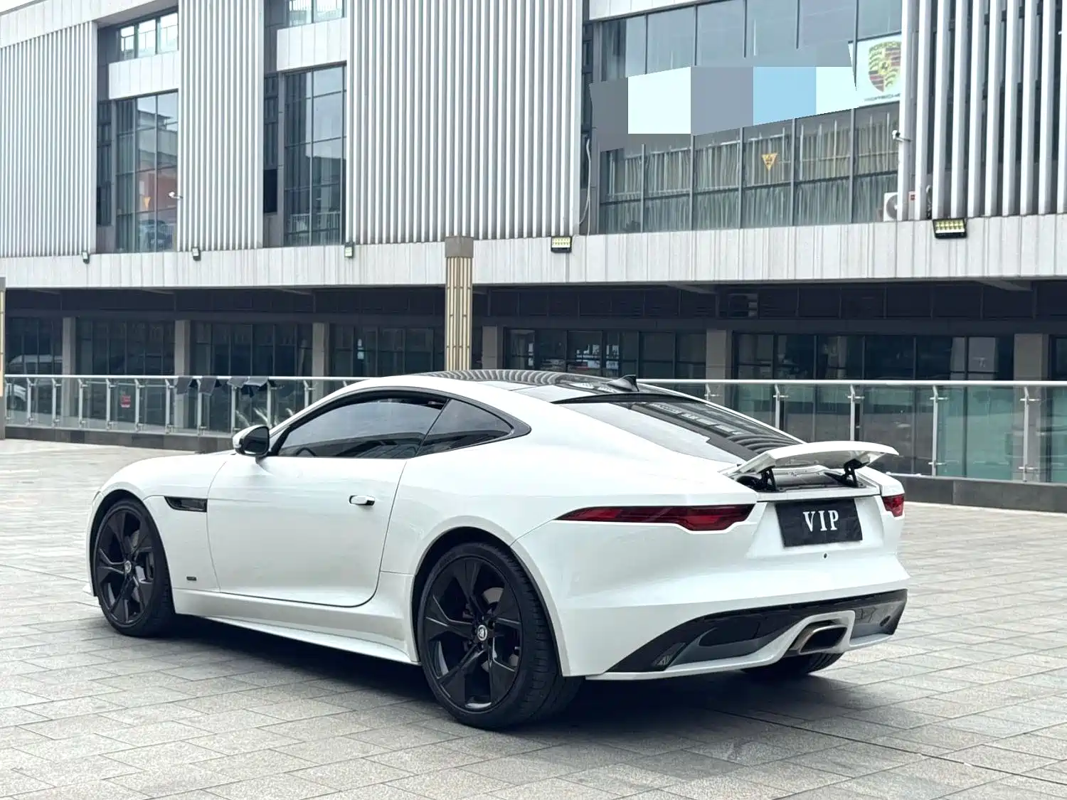 Фото 13 - Jaguar F-TYPE