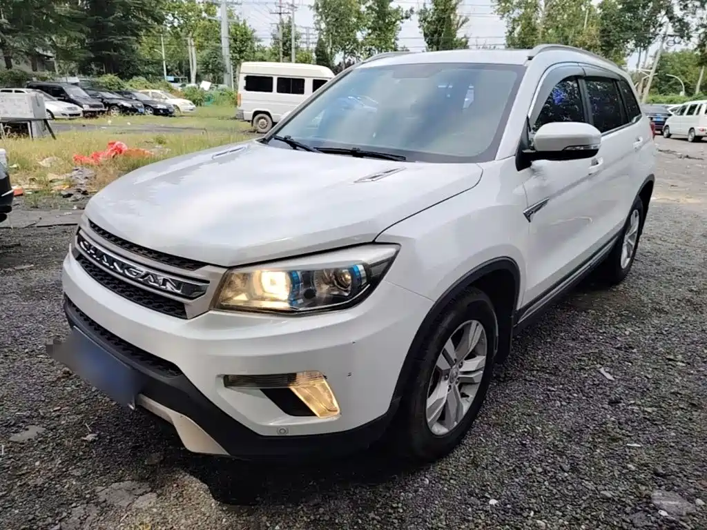 Changan CS75 2014 2014 2.0L Manual Luxury (China IV)