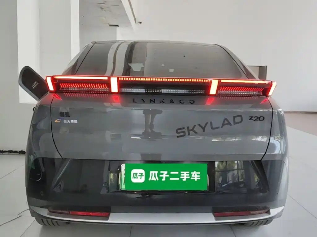 Фото 6 - Lynk & Co Z20