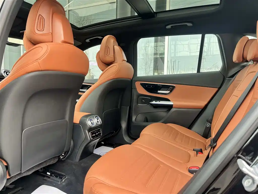 Mercedes-Benz GLC New Energy 2025 350 e L 4MATIC Collector's Edition фото 17