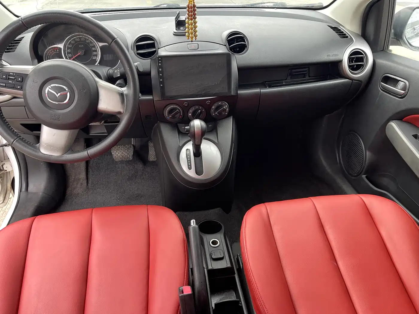 Mazda 2 2011 2012 Hatchback Dynamic 1.5L Automatic Value Edition