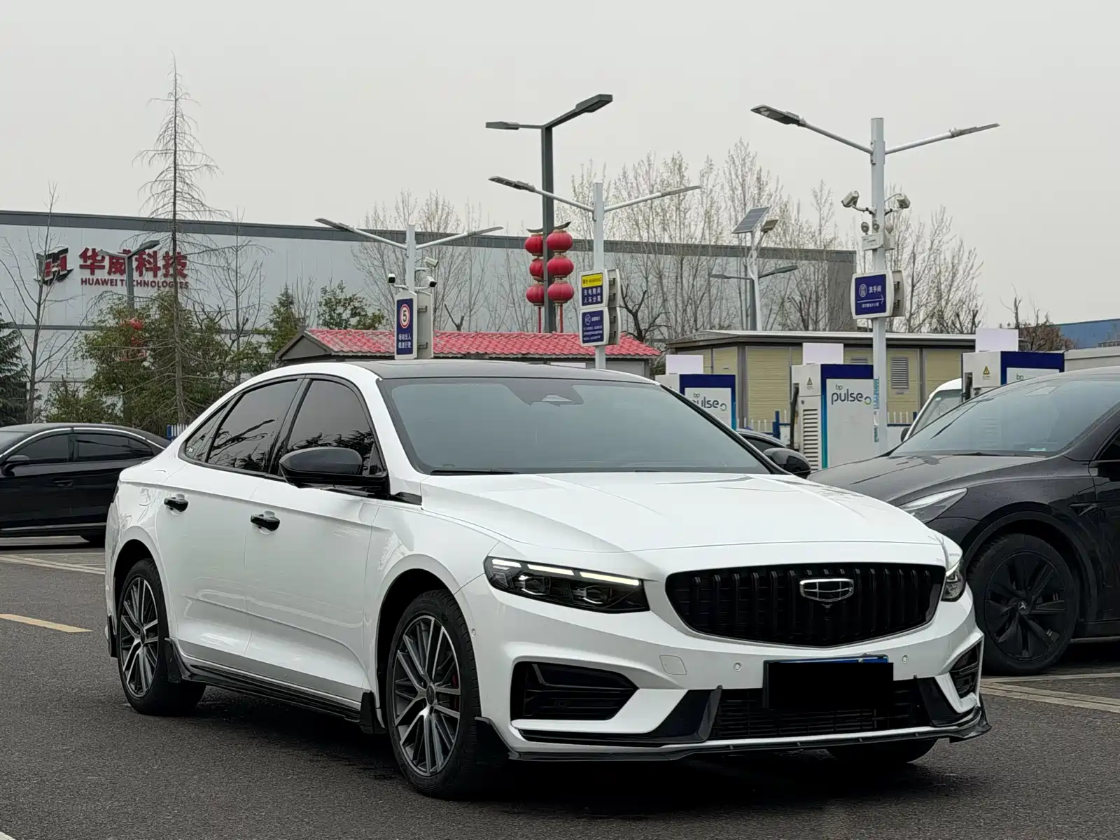 Фото 3 - Geely Preface