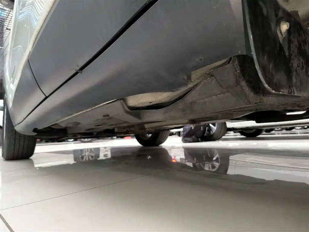 Jeep Cherokee 2019 2017 2.0L Superior Edition