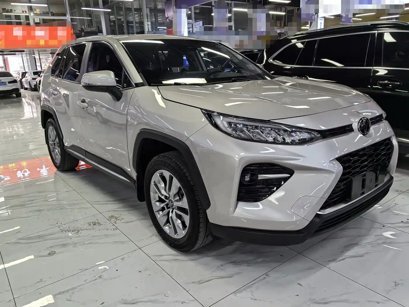 Toyota Wildlander 2021 2.0L CVT 4WD Luxury Edition фото 3