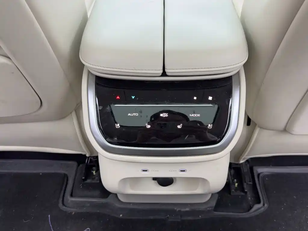 WEY Lanshan 2025 2025 AWD Ultra