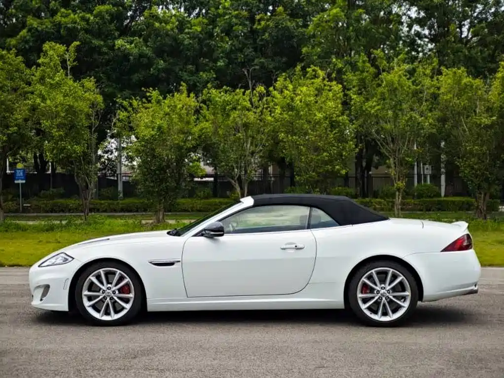 Фото 20 - Jaguar XK