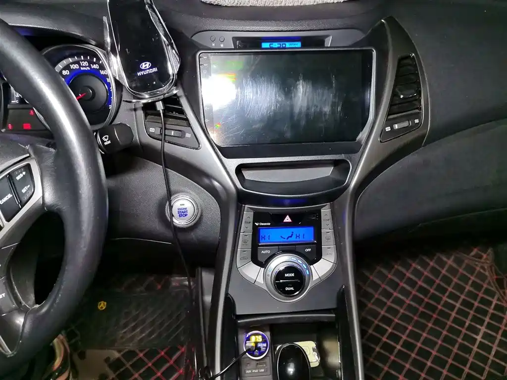 Hyundai Langdong 2013 1.6L Automatic Premium фото 6