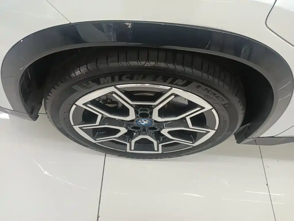 BMW iX1 2024 2023 xDrive30L X Design Package