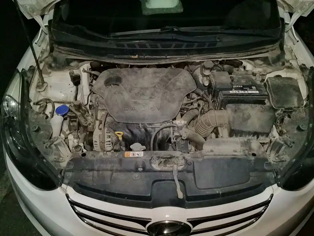 Hyundai Langdong 2013 1.6L Automatic Premium фото 11