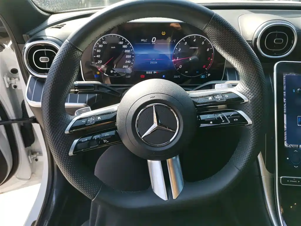 Mercedes-Benz C-Class 2024 C 200 L Sport Edition фото 3