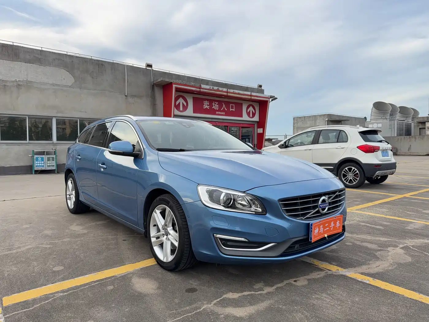Фото 3 - Volvo V60