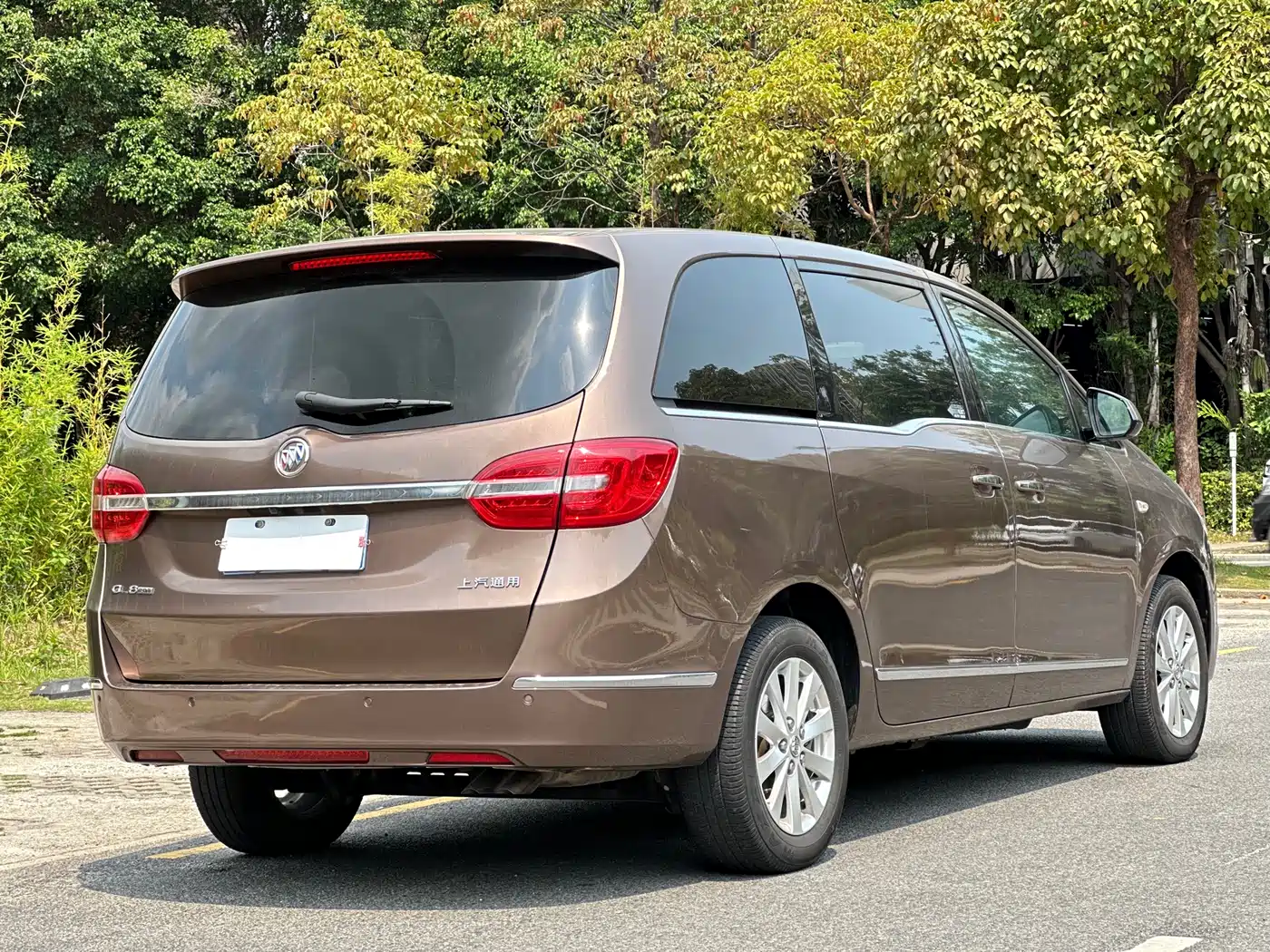 Buick GL8 2018 28T Luxury Model China VI фото 4