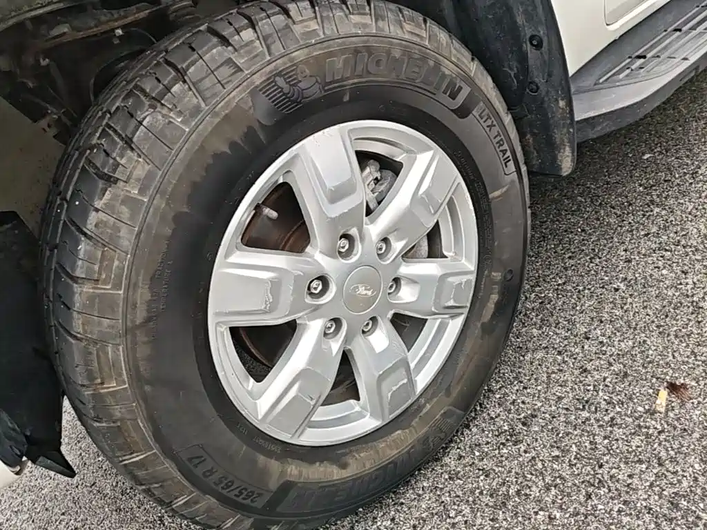 Ford Everest 2018 2017 2.0T Gasoline Automatic 4WD Elite Edition 5-Seater