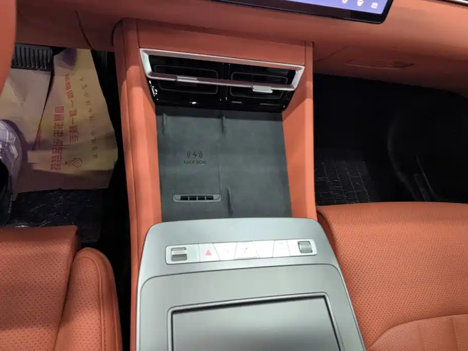 BYD Tang L 2025 2025 DM 175KM Drone Player Edition