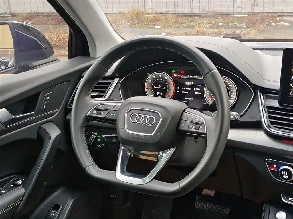 Audi Q5L 2022 Facelift 40T Luxury Dynamic фото 16