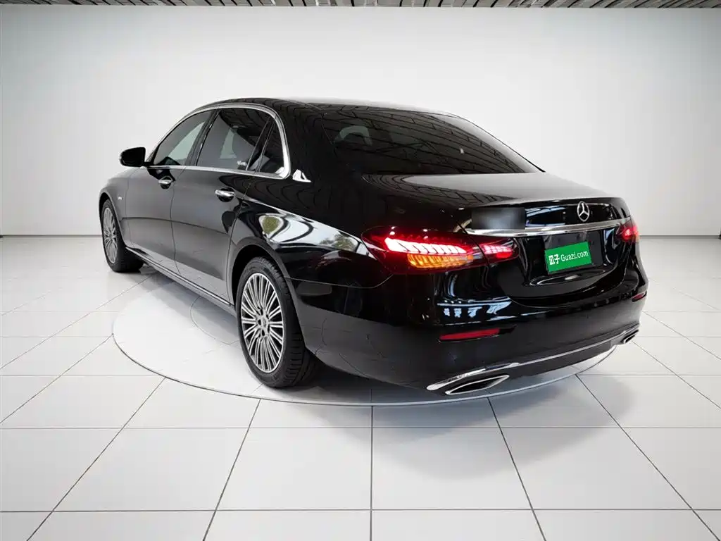 Mercedes-Benz E-Class 2022 E 300 L Fashion фото 21