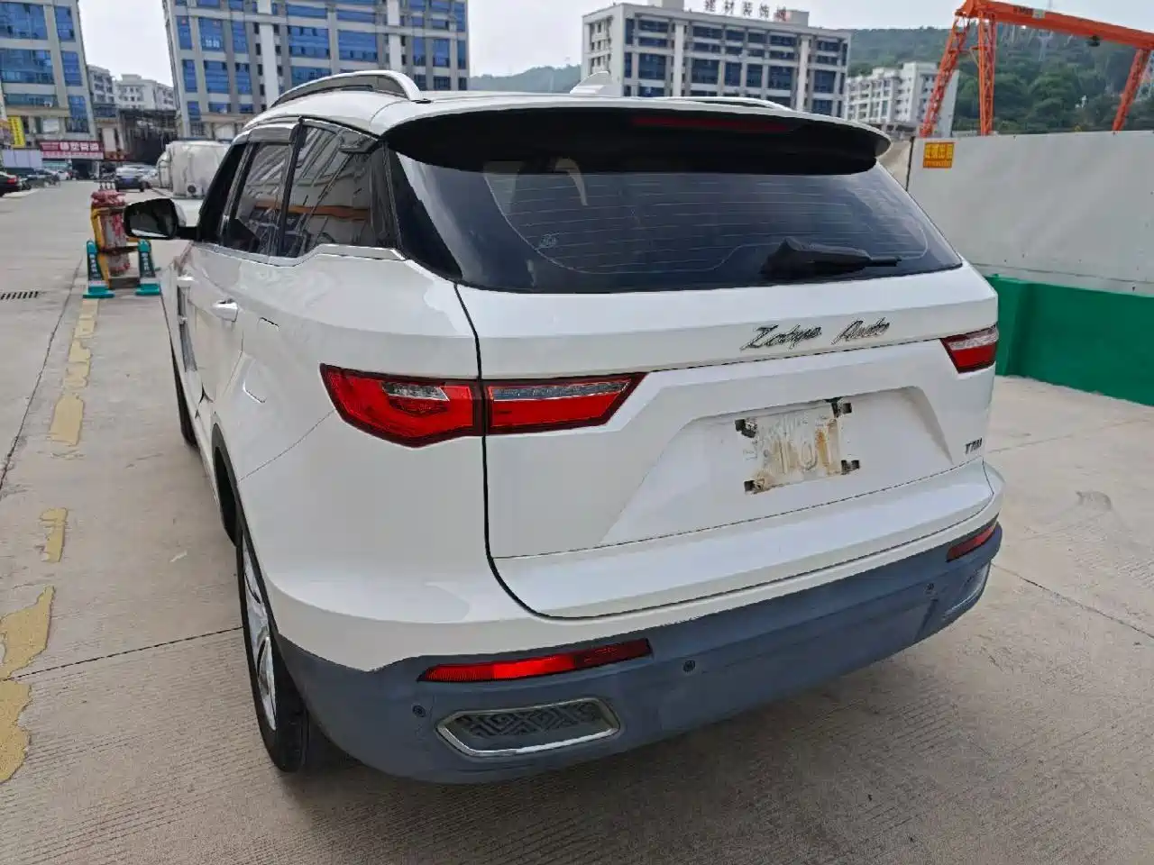 Фото 4 - Zotye T700