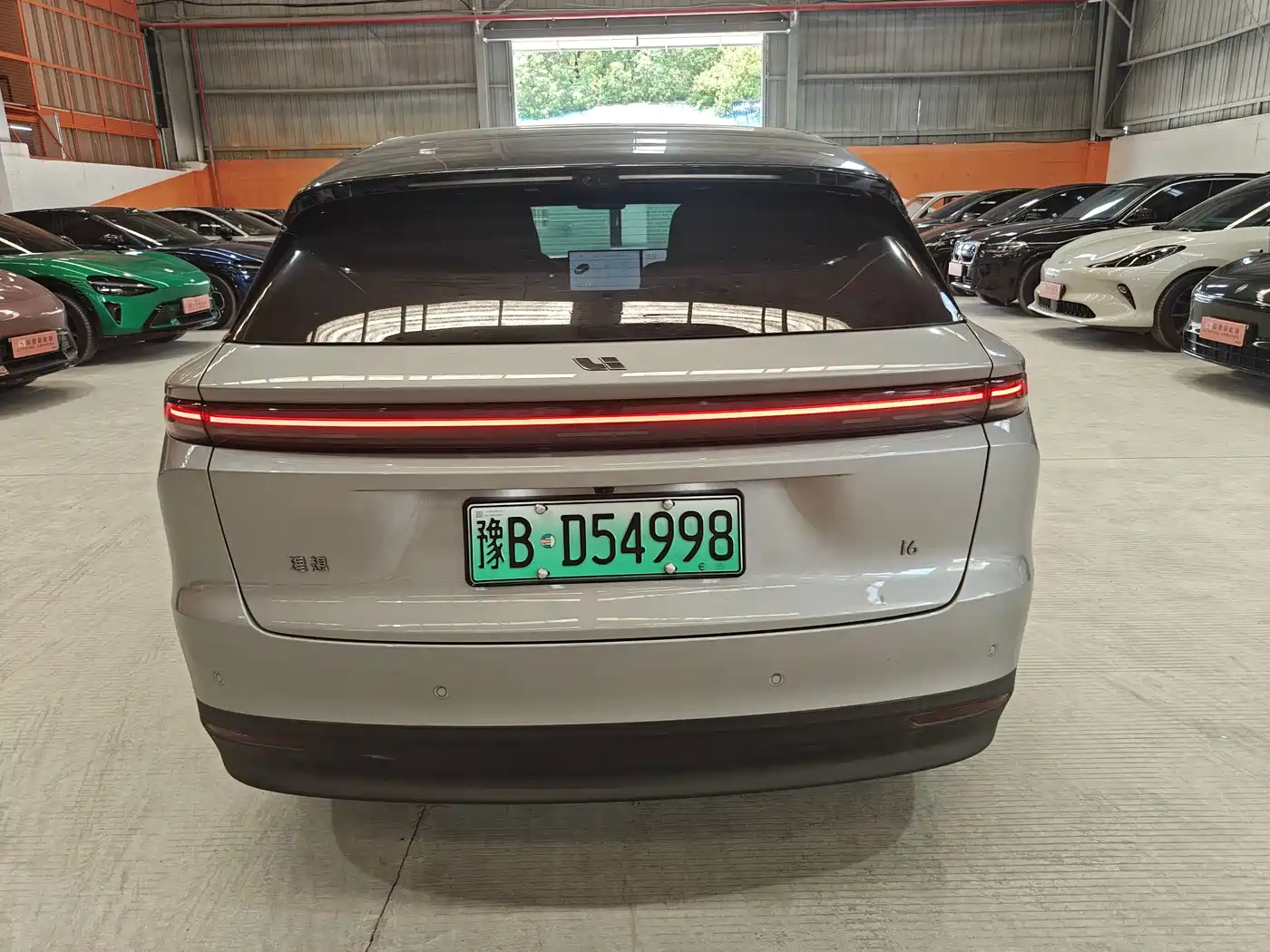 Li Auto i6 2026 2025 2WD Base Model