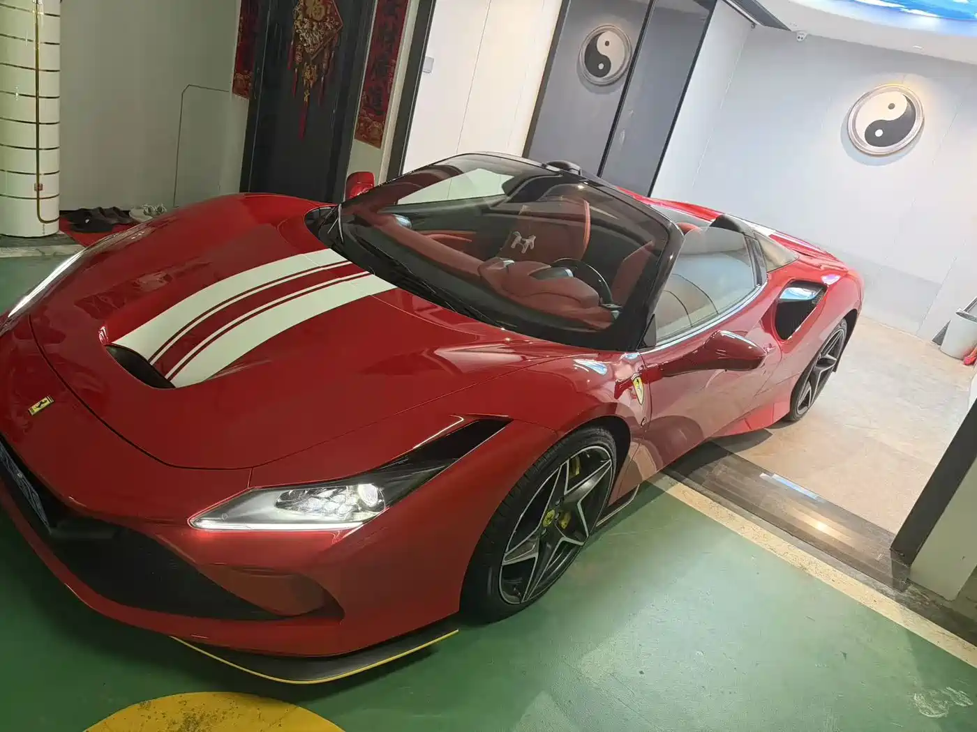 Ferrari F8 2023 2020 Spider 3.9T V8
