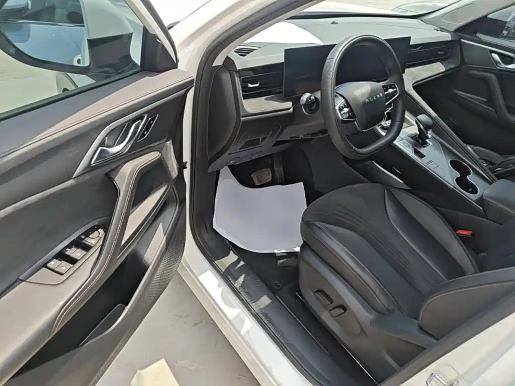 Roewe D5X DMH 2024 2024 135 Flagship Edition