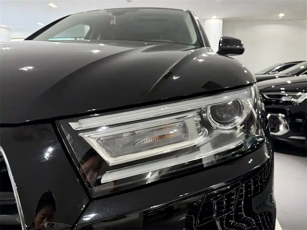 Audi Q5L 2020 40 TFSI Prestige Progressive фото 11