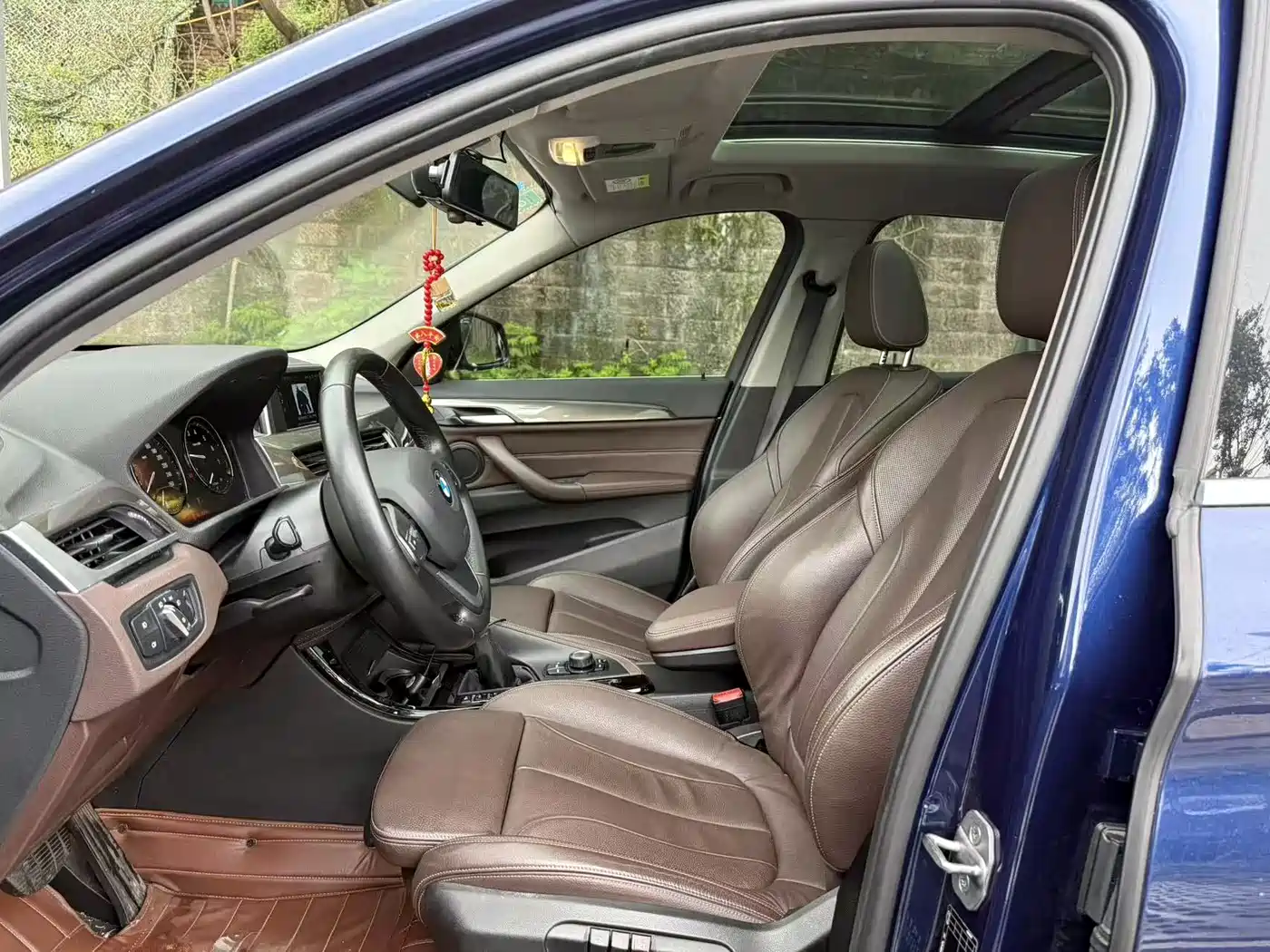 BMW X1 2019 sDrive18Li Premium Model фото 4