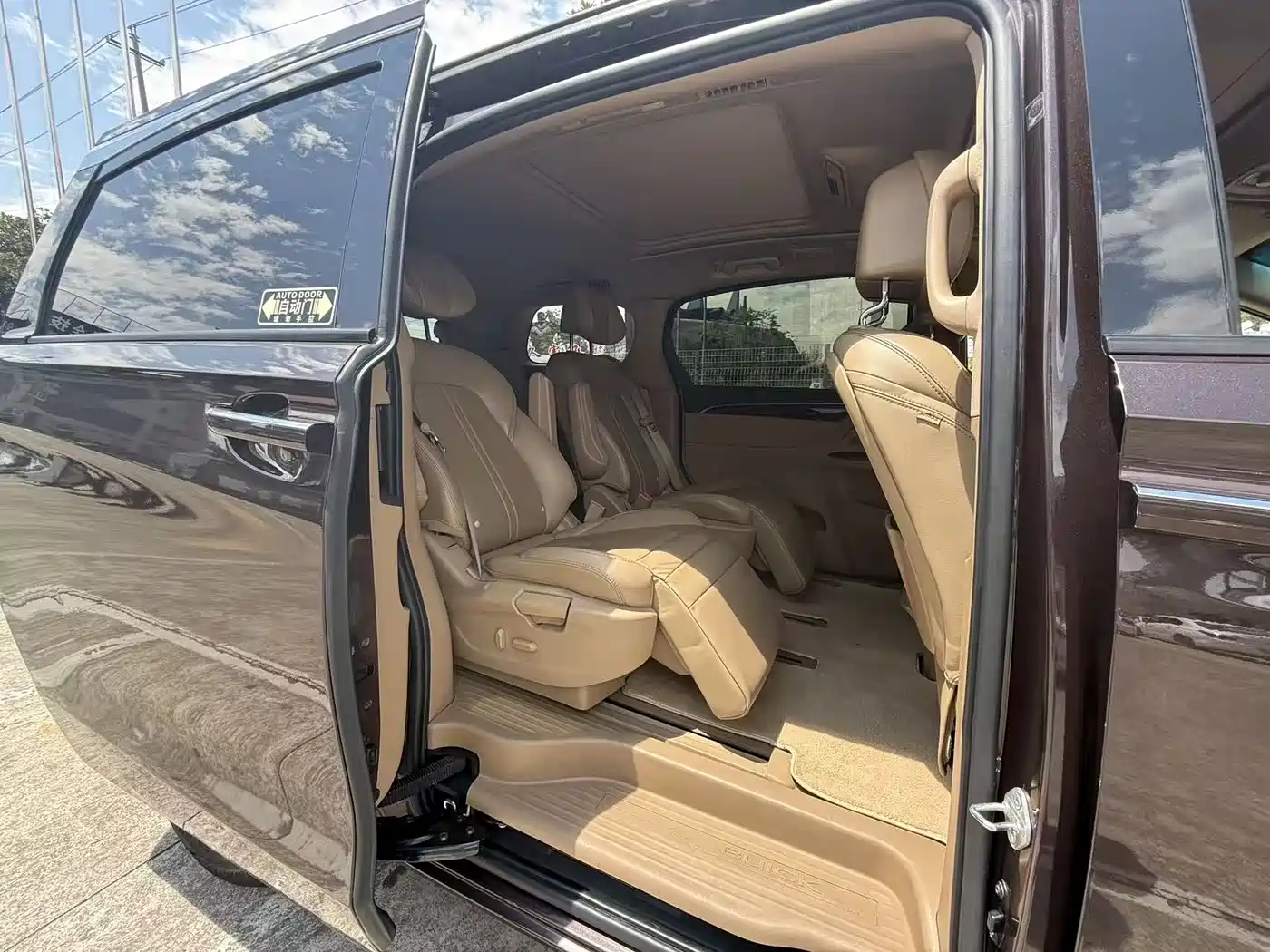 Buick GL8 2017 ES 28T Luxury China V фото 18