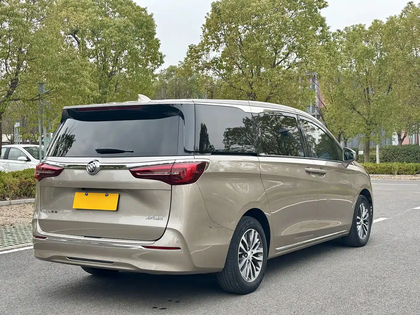 BUICK GL8