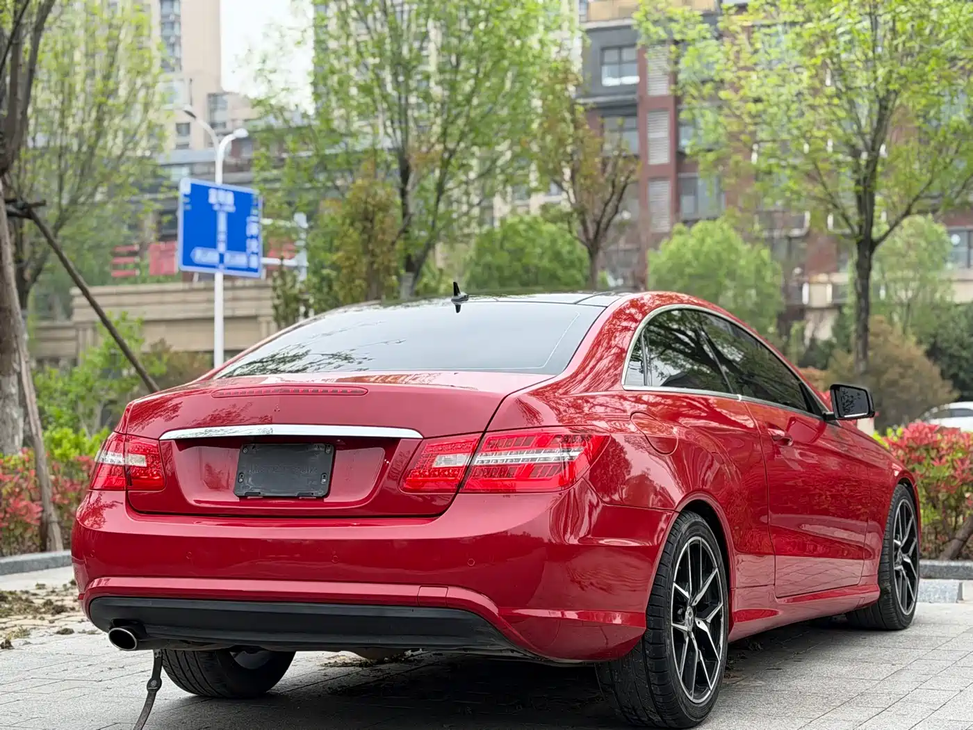 Mercedes-Benz E-Class (Import) 2012 E 200 CGI Coupe фото 6