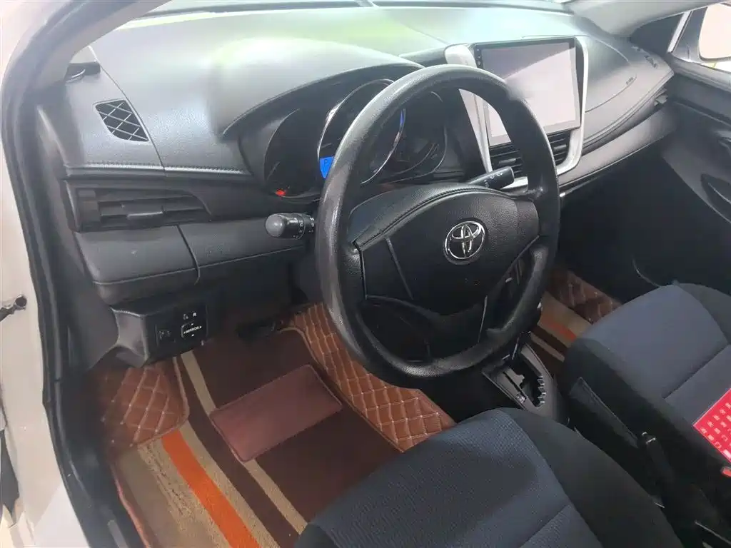 Toyota YARiS L Zhi Xiang 2019 1.5E CVT Charming China VI фото 10