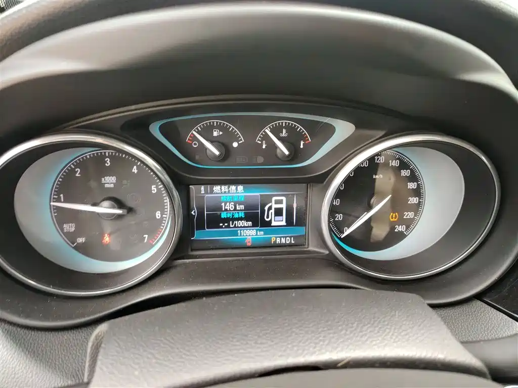 Buick Envision Plus 2017 20T FWD Premium фото 12