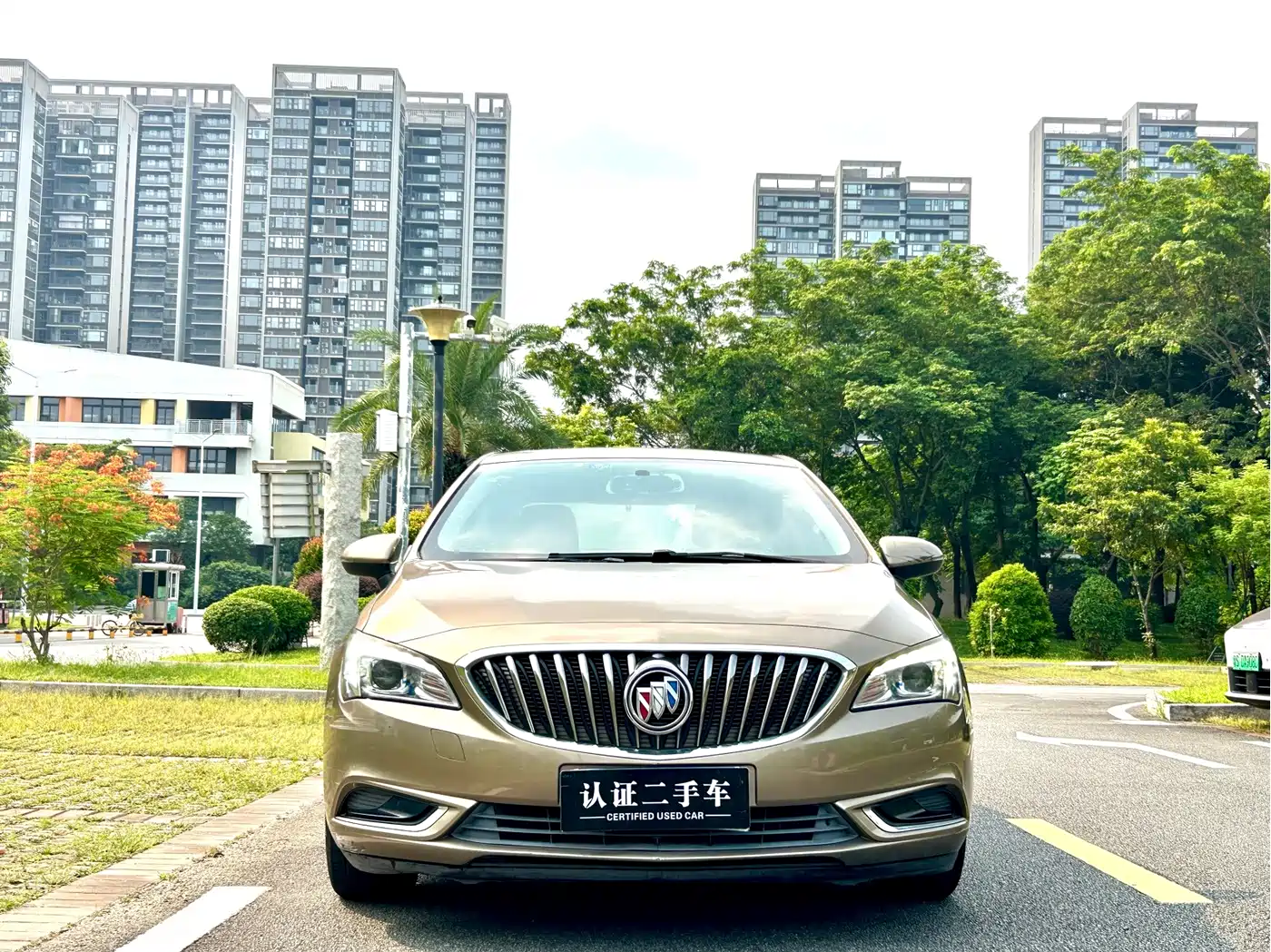 Buick Verano 2016 2015 Sedan 20T Dual-clutch Leading