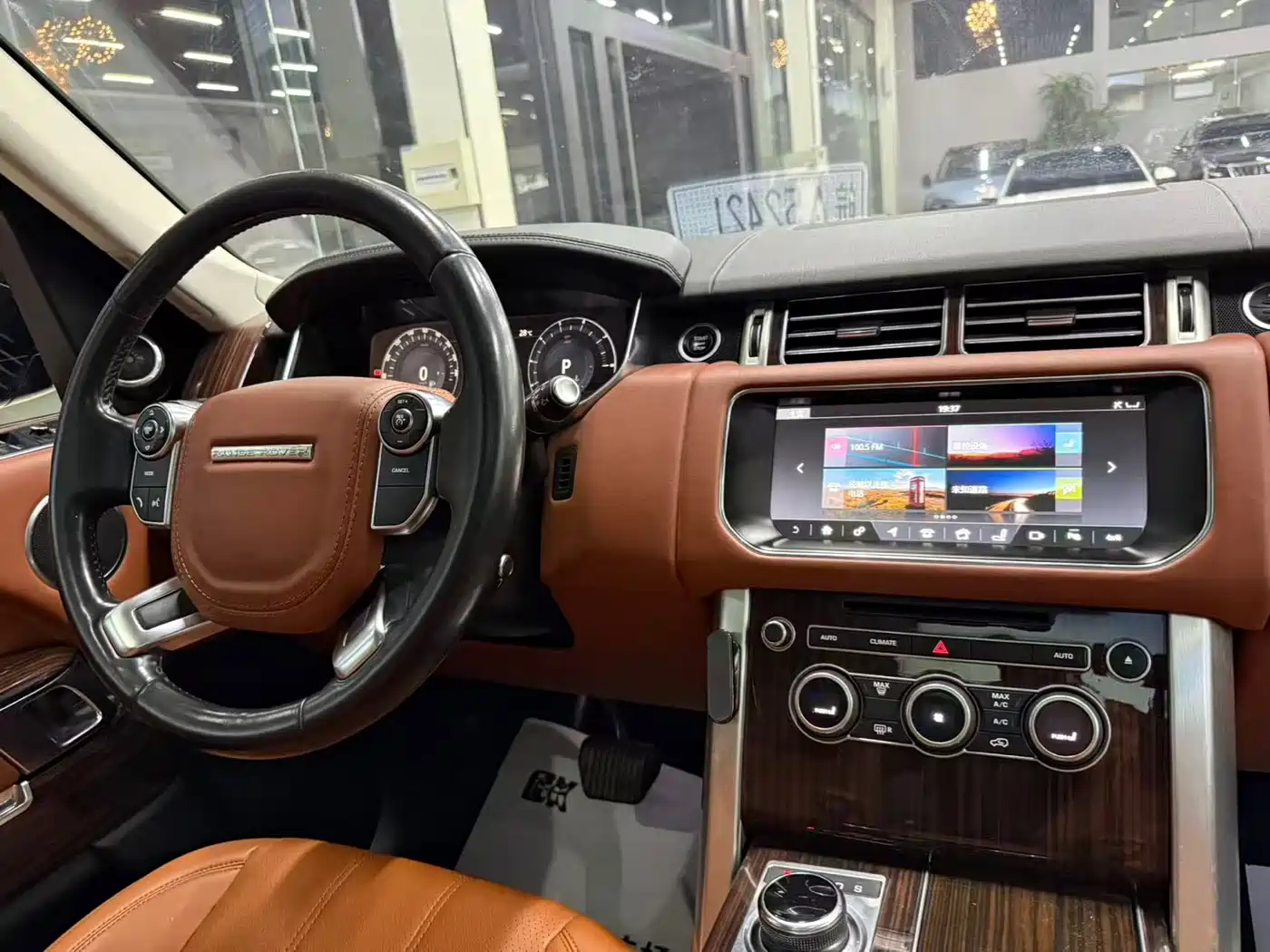 Land Rover Range Rover 2017 3.0 SC V6 Vogue фото 14
