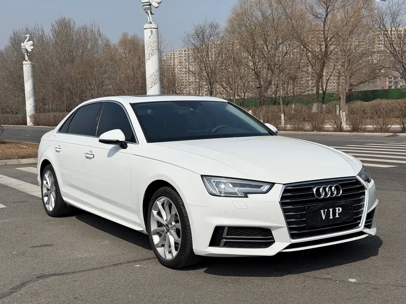 Audi A4L 2018 30th Anniversary 40 TFSI Fashion фото 2