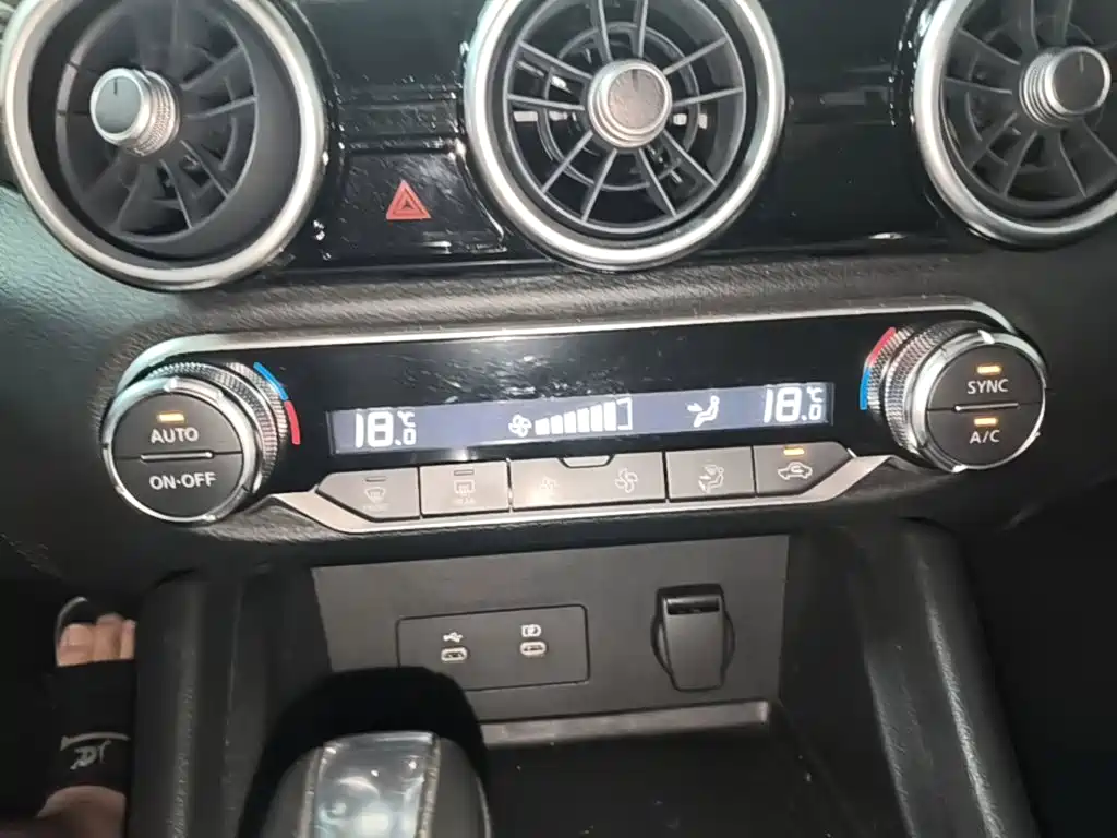 Nissan SYLPHY, миниатюра 13