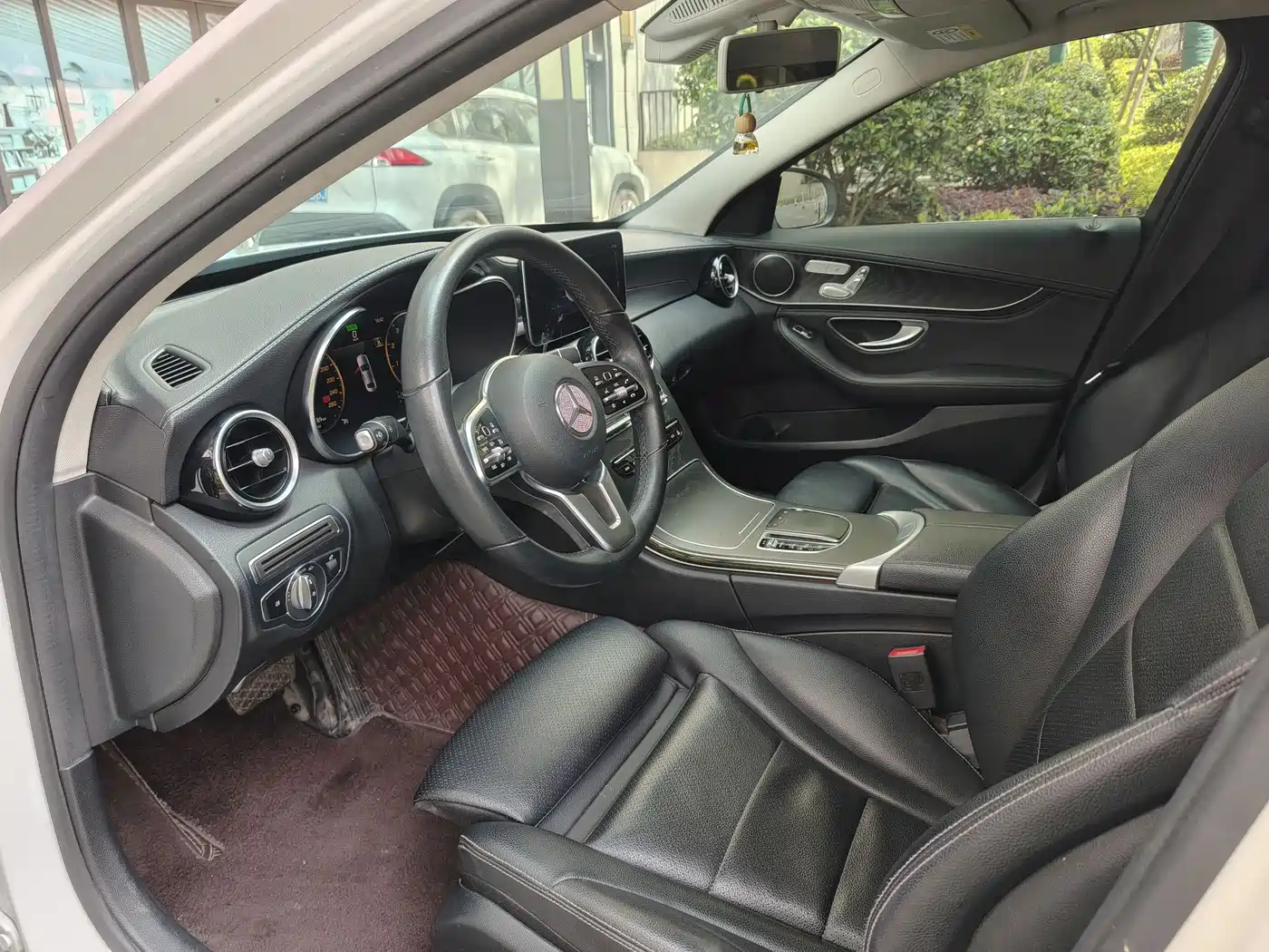 Mercedes-Benz C-Class 2019 C 260 L 4MATIC Sport Edition фото 6