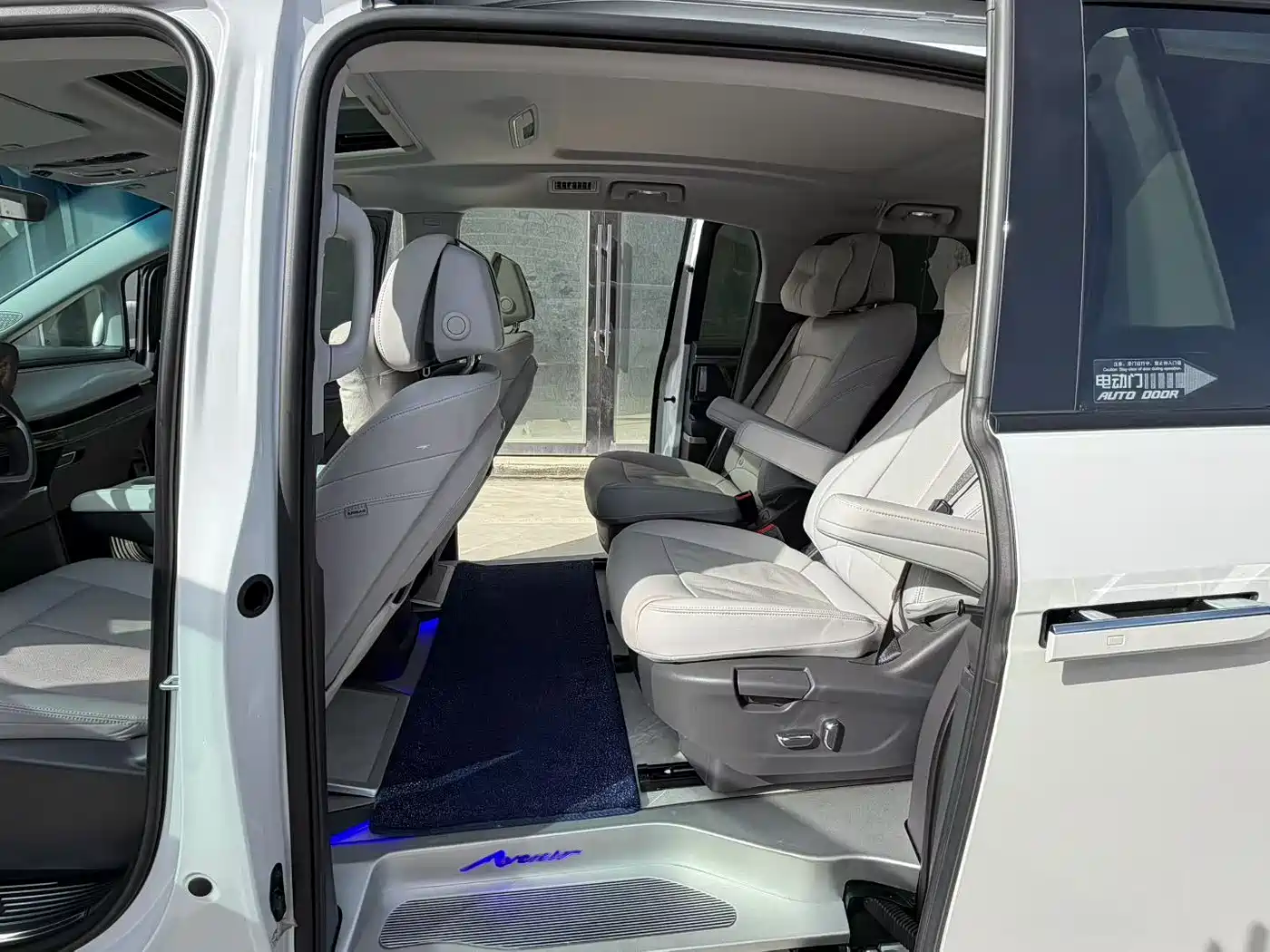 Buick GL8 2025 Model Landglory Smart Edition фото 7