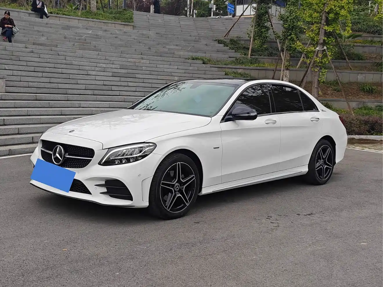 MERCEDES-BENZ CLASS C