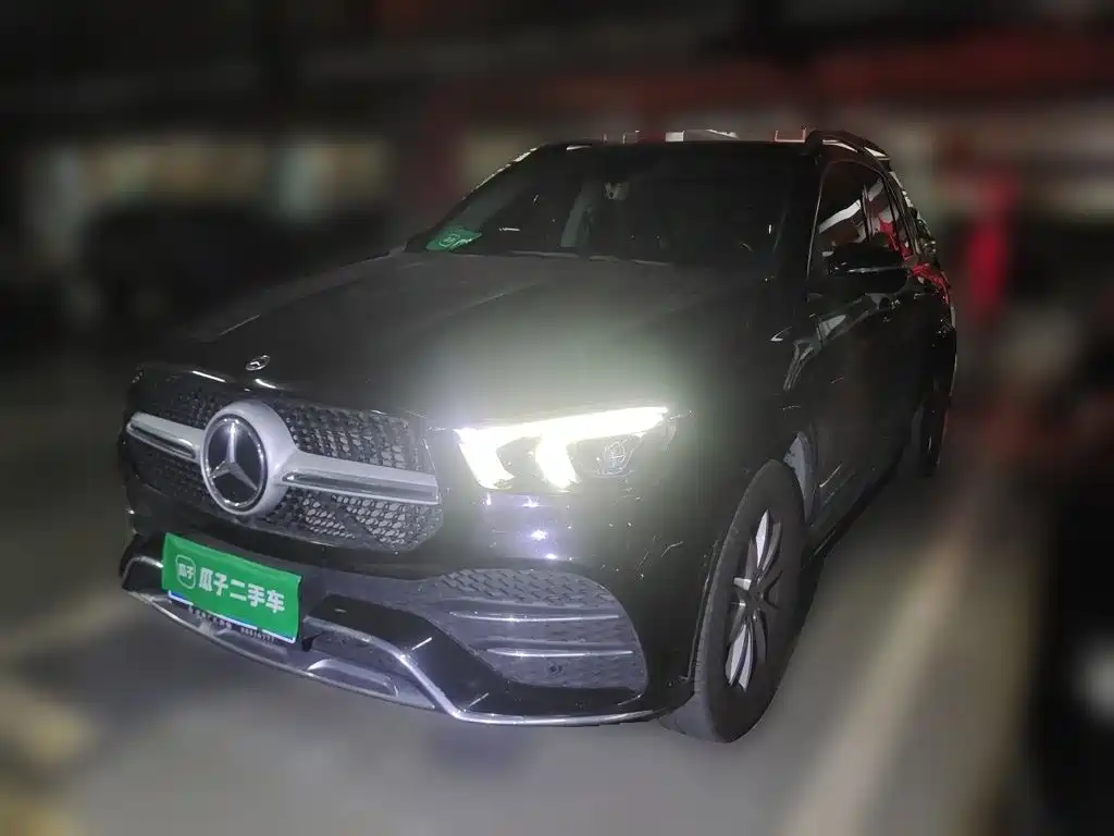 Photo 2 - Mercedes-Benz GLE