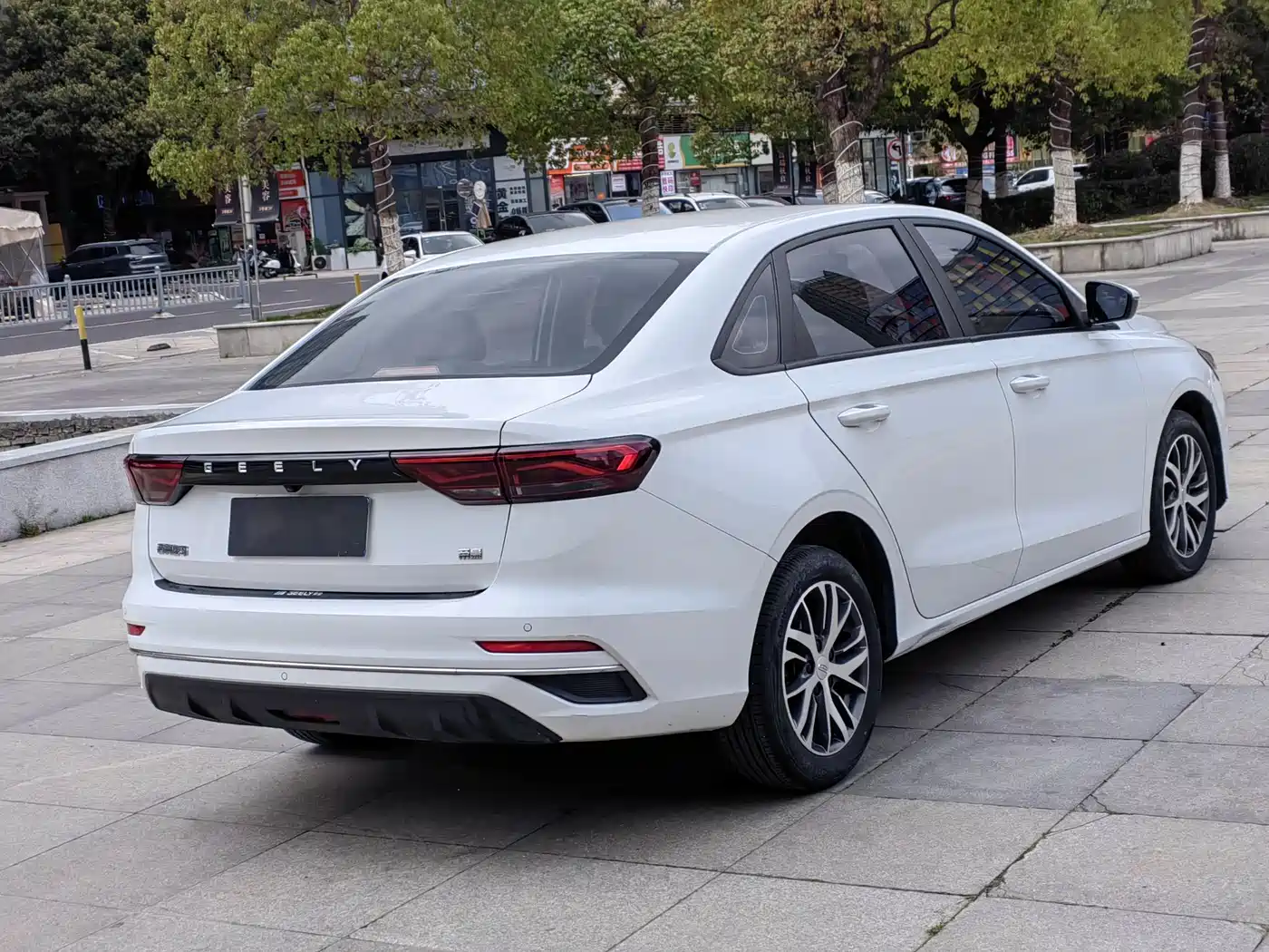 GEELY AUTOMOBILE EMGRAND