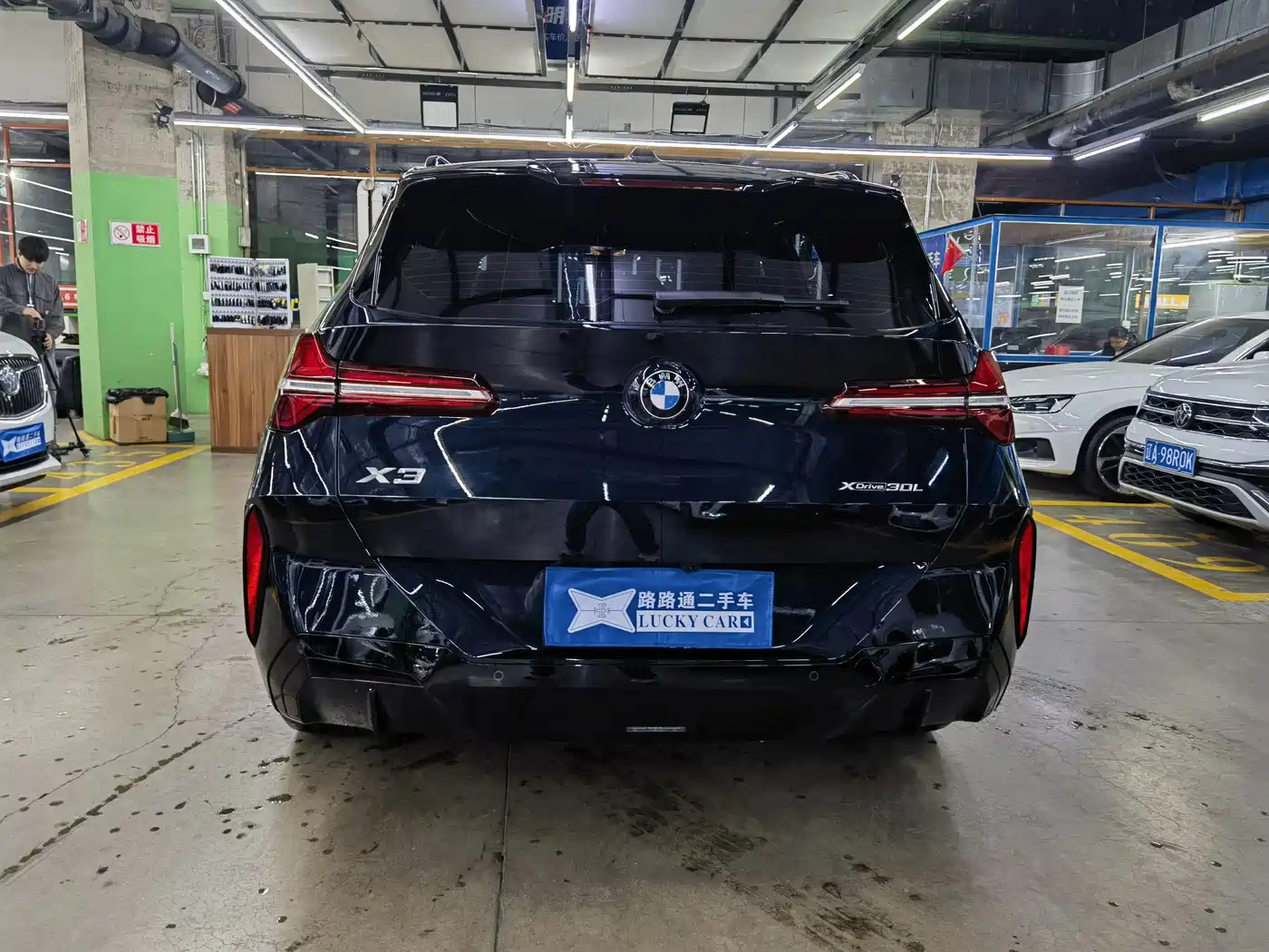 BMW X3 2025 xDrive30L Leading Model M Sport Black Package фото 5