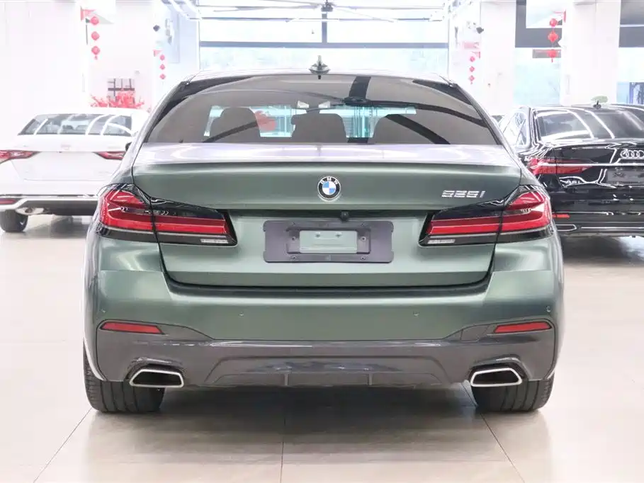 BMW 5 Series (Import) 2022 525i M Sport Package фото 4