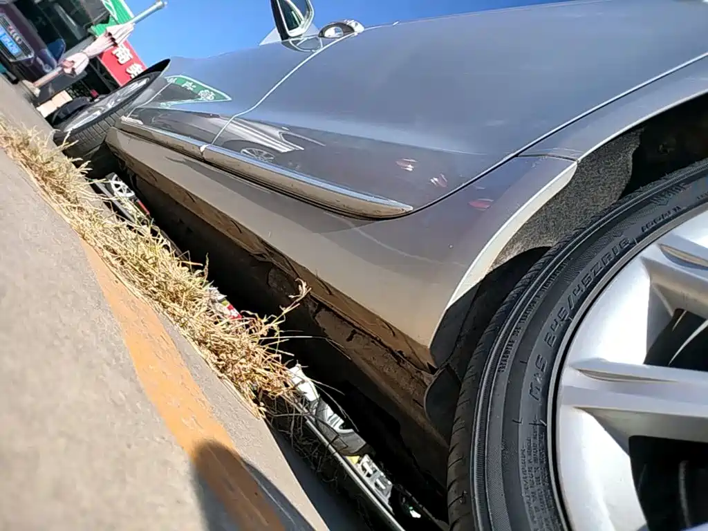 Фото 22 - Audi A6L