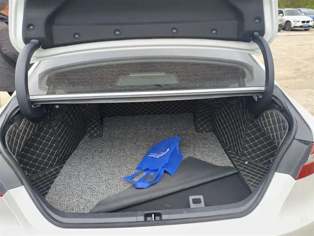 Toyota Camry 2021 2.5G Luxury Edition фото 19