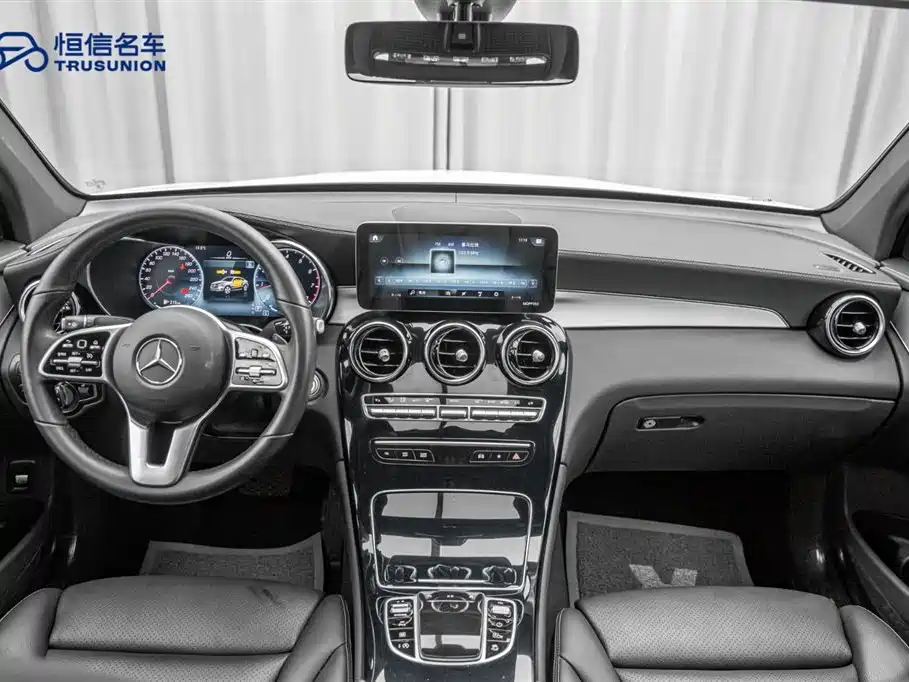 MERCEDES-BENZ GLC COUPE