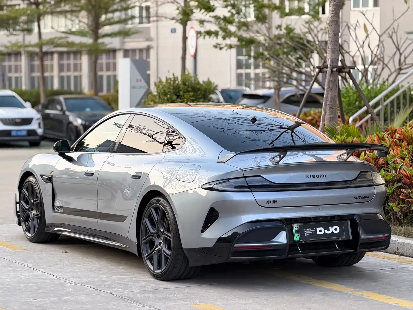 XIAOMI CAR XIAOMI SU7 ULTRA