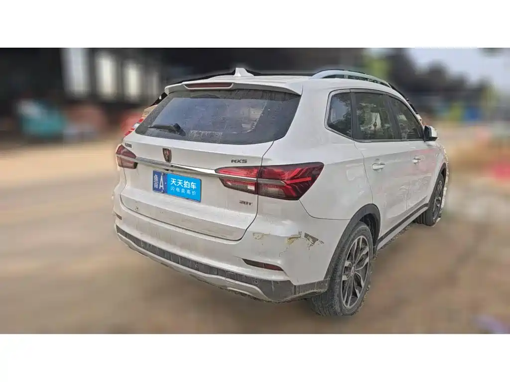 Фото 2 - Roewe RX5