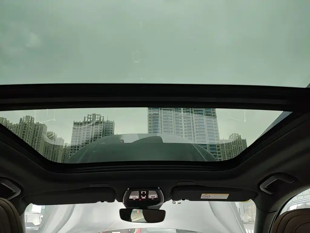 Фото 25 - Volvo XC60