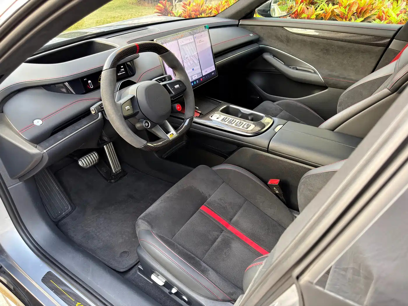 XIAOMI CAR XIAOMI SU7 ULTRA