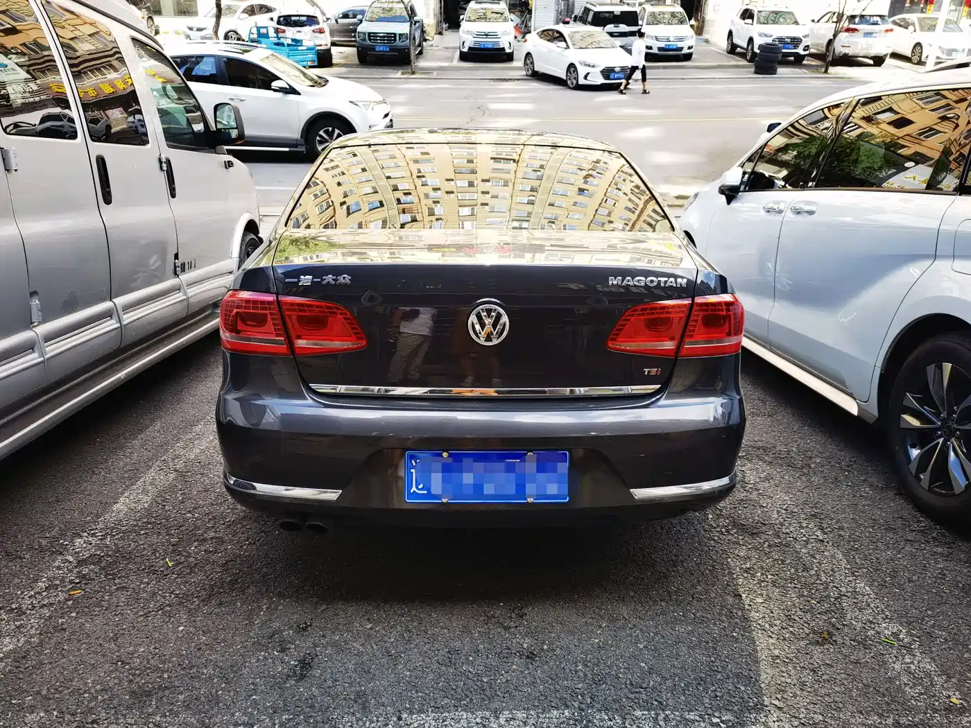 Volkswagen Magotan 2012 2012 Facelift 1.8TSI Luxury
